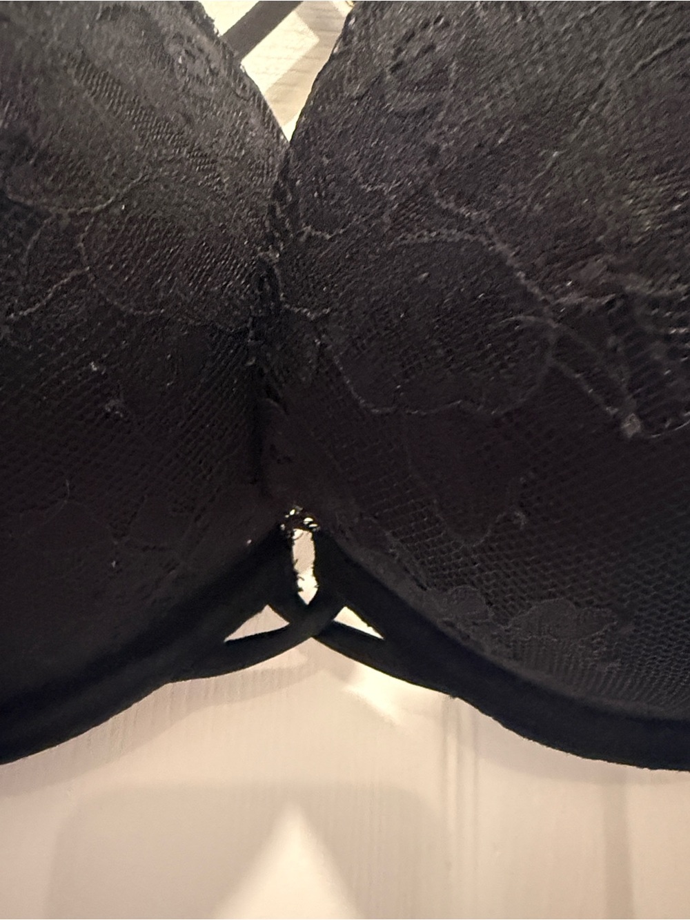 Black Victorias Secret Lace Push-Up Bra with Strappy Back Bombshell - Picture 5 of 6